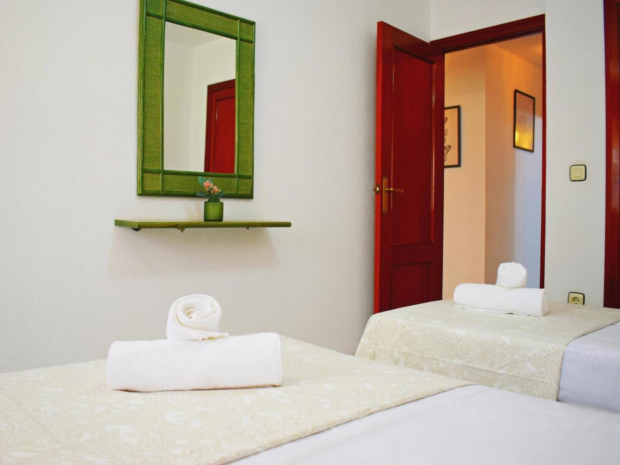 Amplio Y Luminoso Cerca Del Centro Y La Playa Con Piscina Y Parking Privado Apartment Malaga